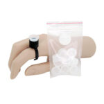 <p>Bicchierini per anelli porta colla</p>