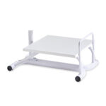 Altezza regolabile.Predellino con reggi gambe regolabile in altezza.Dotato di ripiano: 	in legno; 	lavabile; 	antigraffio.Specifiche tecnicheDimensioni: 600 x 435 x 450/650 (h) mmDimensioni base poggia bacinella: 400 x 435 x 195 (h) mmPeso: 5 KgMateriale ripiano: legnoContenuto1 x 250171 (Predellino)