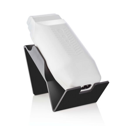 Scaldacera Manipolo ProBase per appoggio inclusaManipolo scaldacera per ricariche da 100 ml.Ideale per scaldacera: 	Kit Trio Pro (codice 250119); 	Kit Duo Pro (codice 250299).Dotato di: 	cavo di alimentazione; 	base per appoggio in acciaio.Specifiche tecnicheTensione di alimentazione: 220 - 230 V 50/60 HzPotenza elettrica: 35 WFormato ricariche: 100 mlContenuto1 x 250203 (scaldacera manipolo)