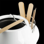 per il riscaldamento di cere depilatorie contenute in barattoli metallici da 500 gr;