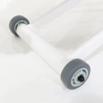 2 KgPortata: 200 KgMotori: 2Snodi: 2Dimensioni Packaging: 192 x 83 x 50 cmContenuto1 x 256009 (lettino elettrico)OptionalPED002 - Pedaliera.TEL002 - Telecomando.