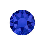 <strong>Swarovski - Blu<br /></strong><em>100 pezzi </em><strong><br /><br /></strong>Swarovski per Nail art.<br />Ideale per donare alle unghie un'esclusiva lucentezza ed un tocco di originalità.<br />Dotato di taglio a fondo piatto per un’applicazione perfetta sia su unghie naturali che ricostruite.<br /><br /><strong>Metodo di applicazione</strong>:<br />Applicare i cristalli su un top coat senza dispersione o gel colla