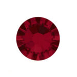 <strong>Swarovski - Siam<br /></strong><em>100 pezzi </em><strong><br /><br /></strong>Swarovski per Nail art.<br />Ideale per donare alle unghie un'esclusiva lucentezza ed un tocco di originalità.<br />Dotato di taglio a fondo piatto per un’applicazione perfetta sia su unghie naturali che ricostruite.<br /><br /><strong>Metodo di applicazione</strong>:<br />Applicare i cristalli su un top coat senza dispersione o gel colla