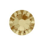 <strong>Swarovski - Light Colorado<br /></strong><em>100 pezzi </em><strong><br /><br /></strong>Swarovski per Nail art.<br />Ideale per donare alle unghie un'esclusiva lucentezza ed un tocco di originalità.<br />Dotato di taglio a fondo piatto per un’applicazione perfetta sia su unghie naturali che ricostruite.<br /><br /><strong>Metodo di applicazione</strong>:<br />Applicare i cristalli su un top coat senza dispersione o gel colla