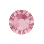 <strong>Swarovski - Light Rose<br /></strong><em>100 pezzi </em><strong><br /><br /></strong>Swarovski per Nail art.<br />Ideale per donare alle unghie un'esclusiva lucentezza ed un tocco di originalità.<br />Dotato di taglio a fondo piatto per un’applicazione perfetta sia su unghie naturali che ricostruite.<br /><br /><strong>Metodo di applicazione</strong>:<br />Applicare i cristalli su un top coat senza dispersione o gel colla