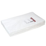 <strong>Tappetino rettangolare in carta</strong><br /><br />Tappetino rettangolare:<br /><ul> 	<li>in carta;</li> 	<li>misura 30 x 50 cm;</li> 	<li>500 pezzi.</li></ul><strong>Specifiche tecniche</strong><br /><strong>Dimensioni</strong>: 30 x 50 cm<br /><strong>Quantità</strong>: 500 pz<br /><strong>Materiale</strong>: carta<br /><strong>Forma</strong>: rettangolare<br /><br /><strong>Contenuto</strong><br />1 x 650054 (tappetino)