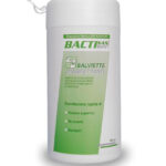 pronto all'uso.Dispositivo Medico.Principi attivi: 	Benzalconio Cloruro; 	Alcool.Salviette disinfettanti per: 	piccole superfici; 	strumentario medico-chirurgico; 	ripiani porta strumenti; 	turbine; 	manipoli; 	lampade nello studio odontoiatrico.Soluzione IdroalcolicaDelicata e gradevole profumazione al mentolo.Formato del barattolo: 21 x 13