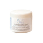 <p><strong>Crema effetto rassodante <br></strong><em>500 ml</em><strong><br><br></strong>Composto fitoterapico finalizzato al trattamento degli inestetismi dovuti al rilassamento cutaneo. <br>Indicato nei casi di diete o rapidi dimagrimenti.<br> Pelle liscia morbida e tonica.<br>Dotato di:<br></p>