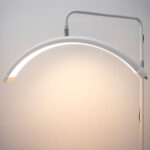 LAMPADA LED DA TERRA A MEZZALUNA - immagine 4